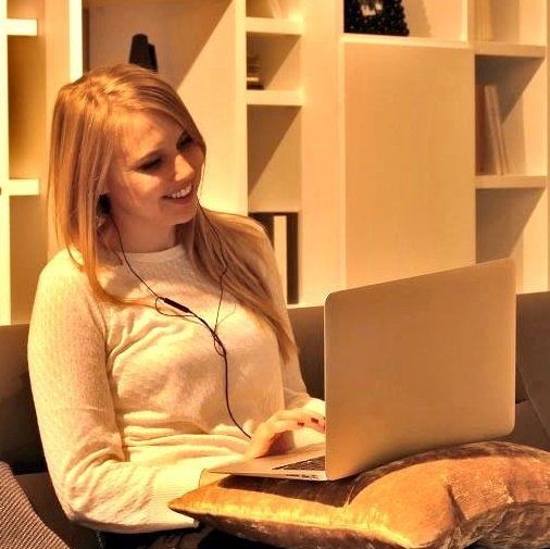 Claudia-Deutschlehrer EasyDeutsch Claudia-Deutschlehrer EasyDeutsch